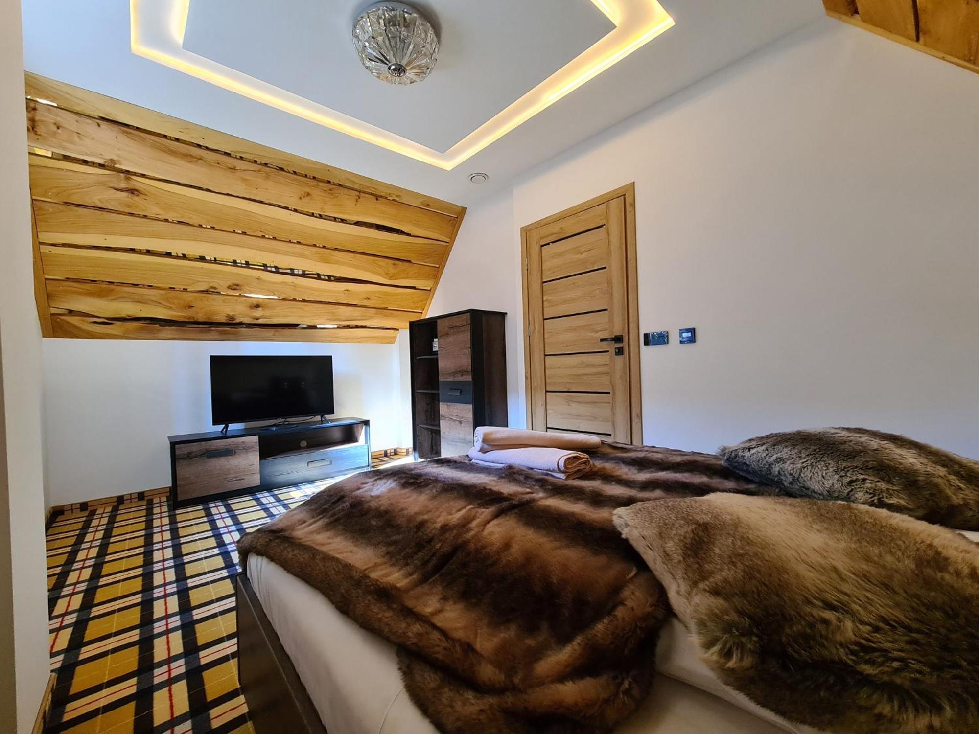 Royal House Chalet *